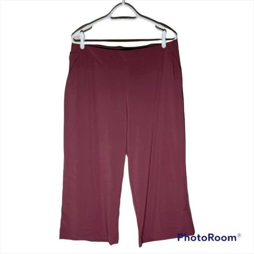 MEC Women wide leg cropped pants